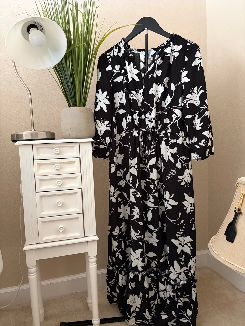 croft & barrow Black and White Floral Maxi Dress